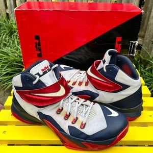 Nike LeBron Soldier 8 “USA”